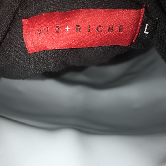 VIE + RICHIE - Picture 3 of 3